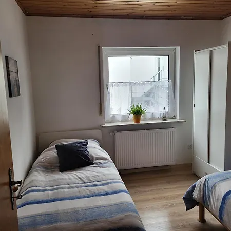 Apartment Komfortable Monteurswohnung *